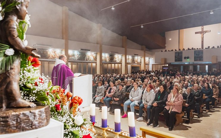 Rektor svetišta na Trsatu predvodio misu velike devetnice sv. Josipu u Karlovcu